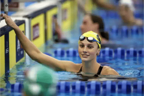 Summer-mcIntosh-sets-world-record-in-400-metres-freestyle-at-canadian-trials-voxa-times